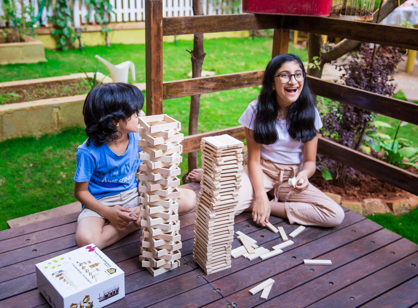 Wooden  Planks / Building Bricks (100 Pieces)