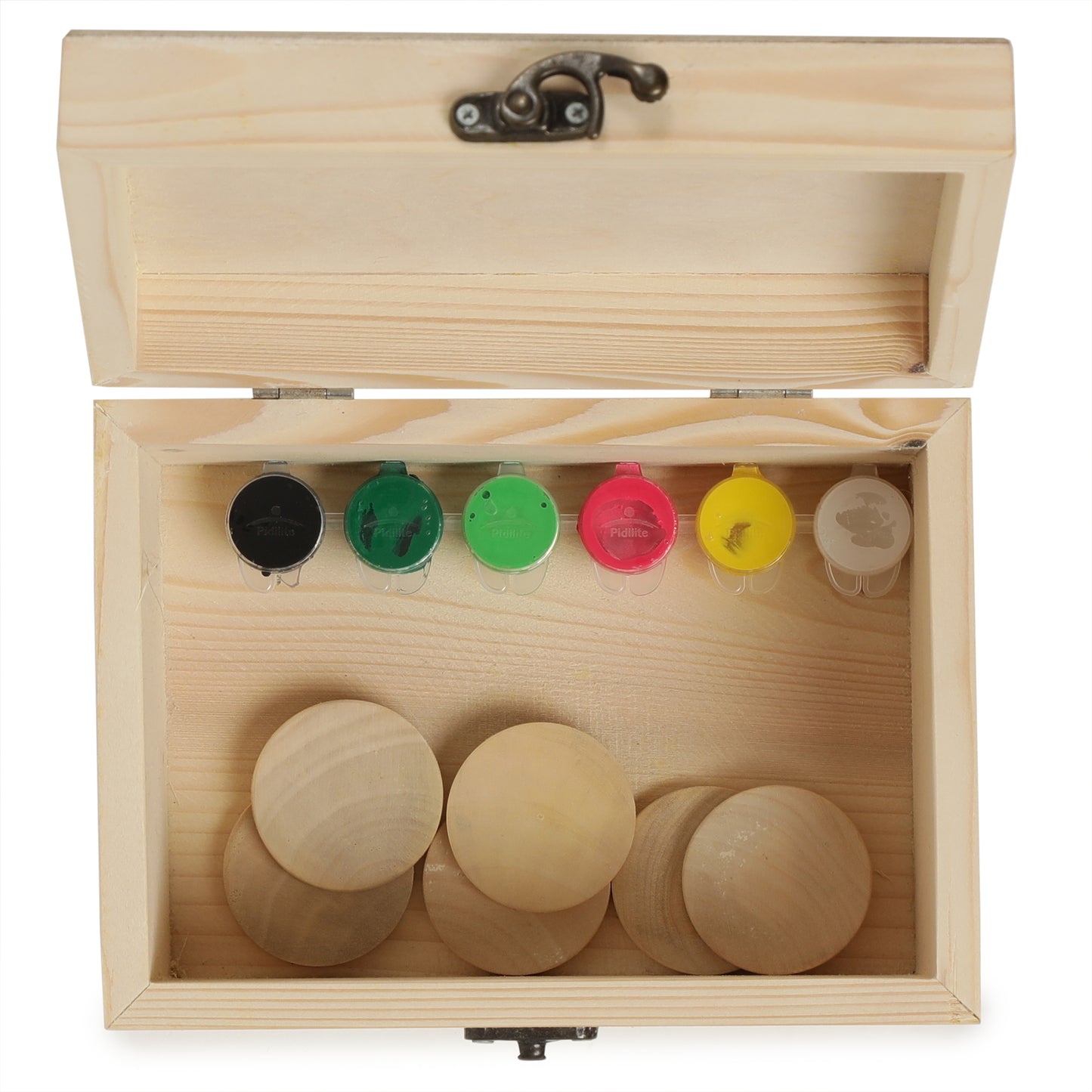 Little Explorer’s DIY Pirate/ Princess Treasure Chest