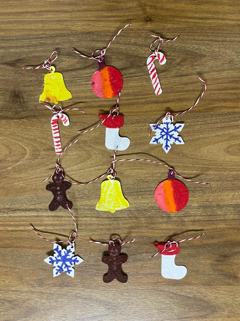 Toyroom Eco friendly Seed Paper Christmas Ornamnets (Set of 12)