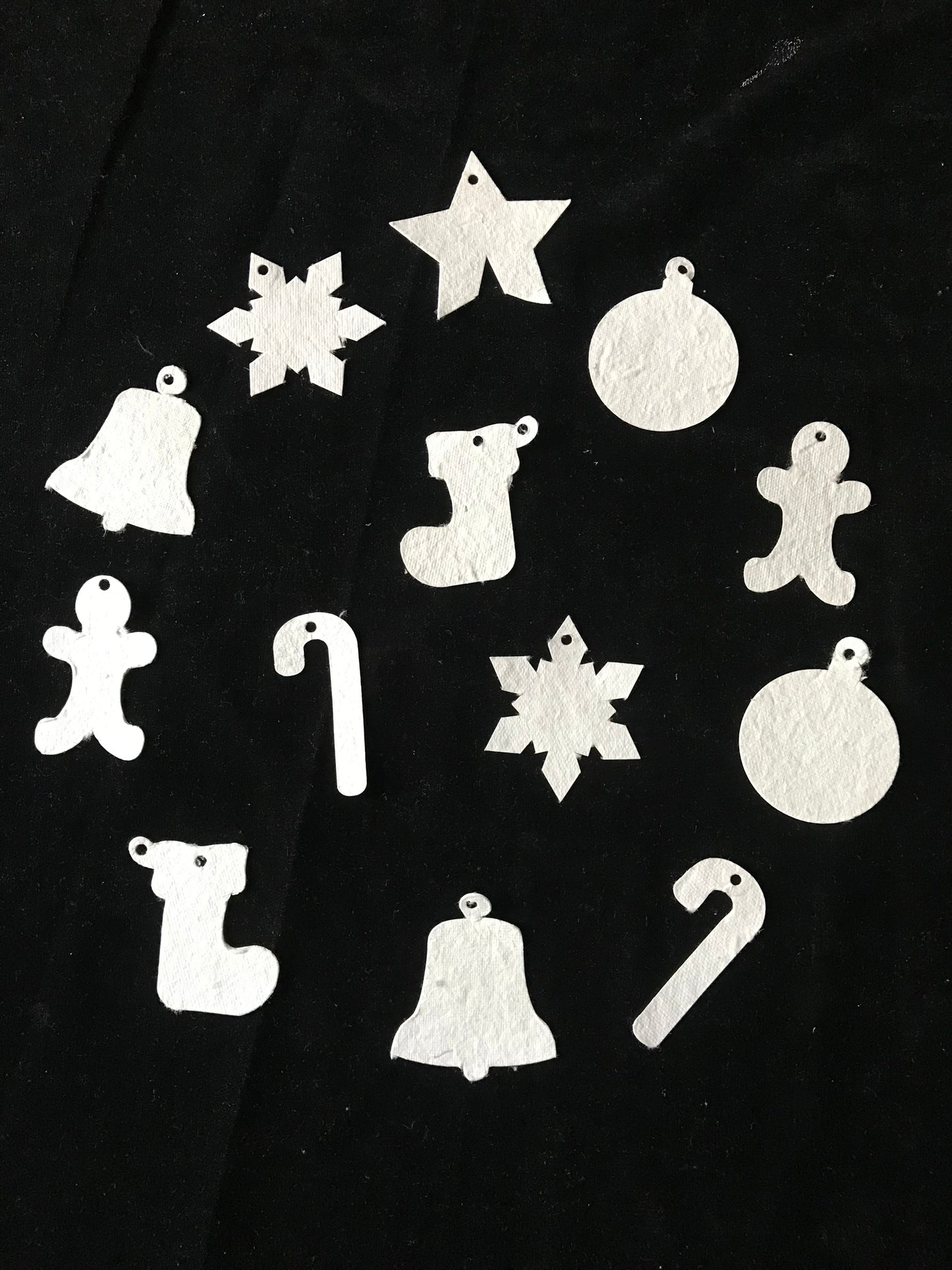 Toyroom Eco friendly Seed Paper Christmas Ornamnets (Set of 24)